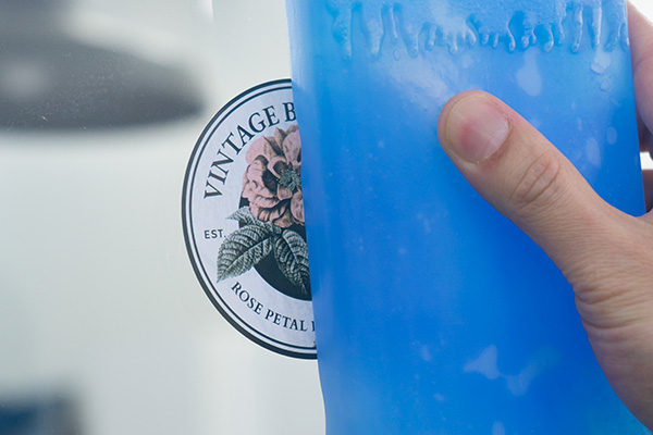 How to remove stickers from glass with ice.